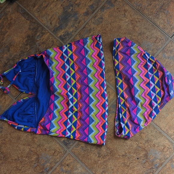 Bikini - Picture 2 of 5